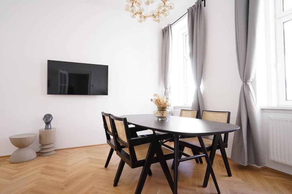 Boutique Suite Near Museum District Wien Ngoại thất bức ảnh